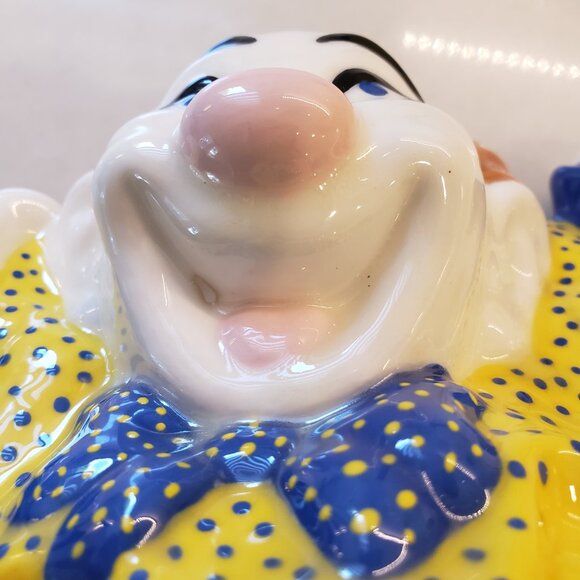 1978 Handmade Ceramic Clown Cookie Jar - Picture 9 of 16